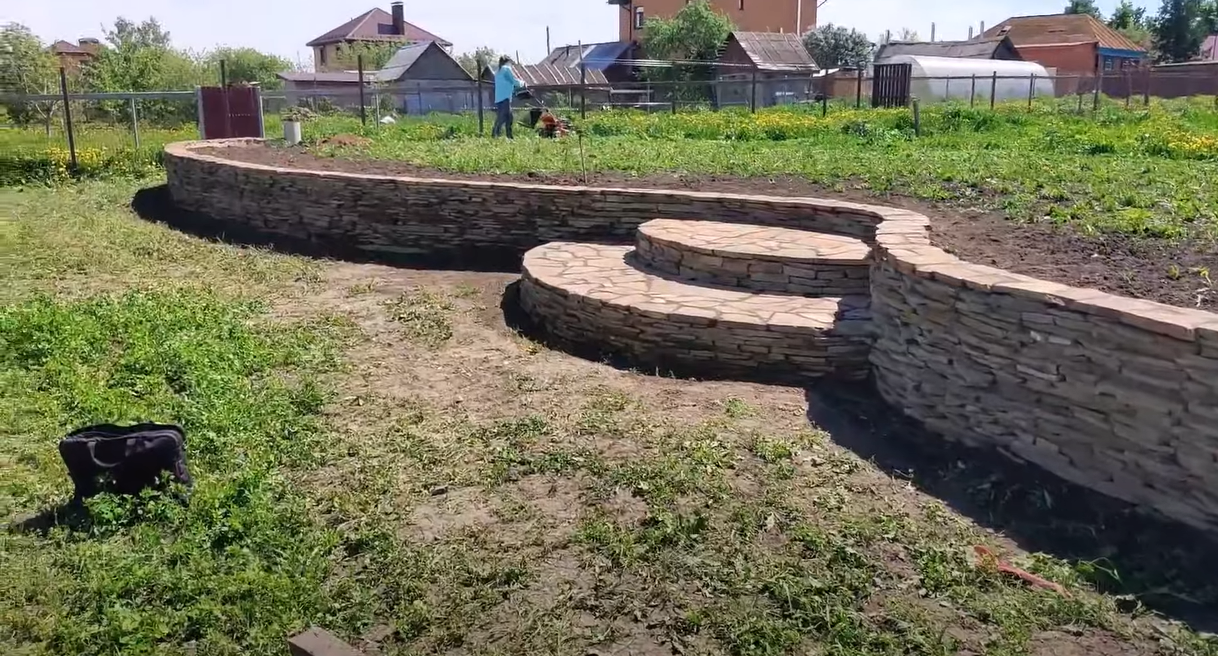 https://nizhnekamsk.blago-s.ru/storage/app/uploads/public/646/324/b64/646324b647951515853013.png